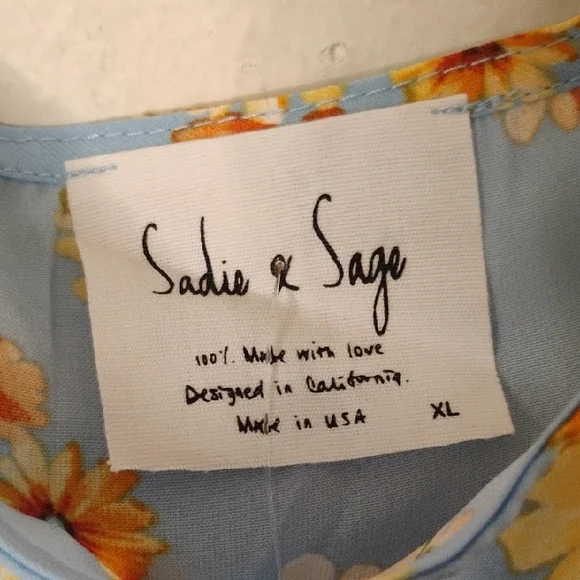 Sadie & Sage Light Blue Floral Dress - Picture 2 of 6